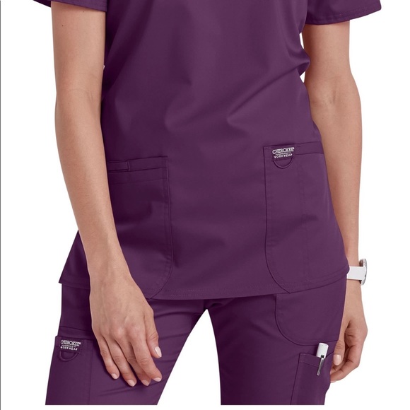 Scrubs - Picture 2 of 4